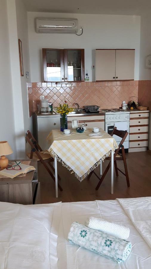 Studio Apartment Maria Senj  Ngoại thất bức ảnh